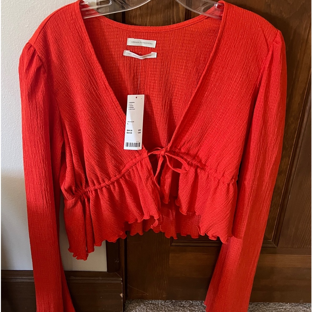 *NWT* Urban Outfitters Long sleeve top